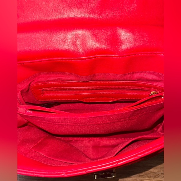 Badgley Mischka Quilted Shoulder Bag - Picture 6 of 6